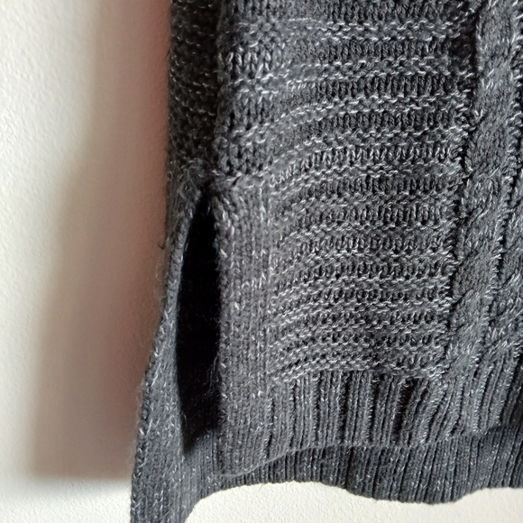 Elle  Cowl Neck Sleeveless Tunic Sweater Gray Small - Picture 3 of 9